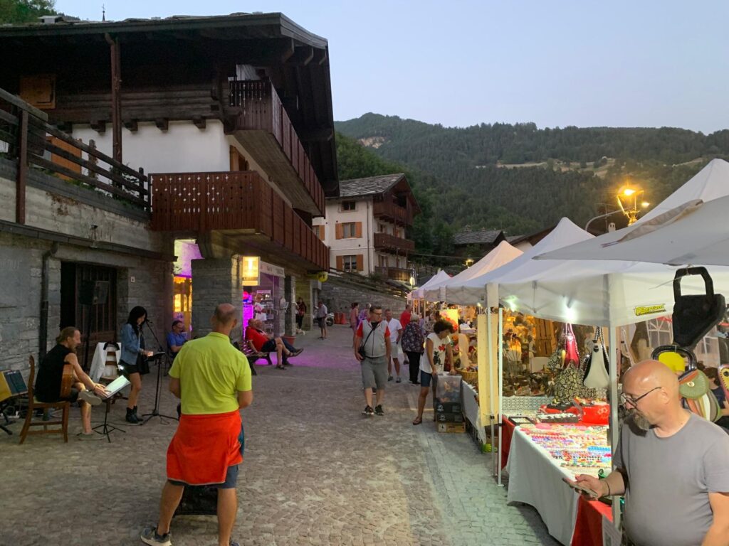 Cena Ayas
