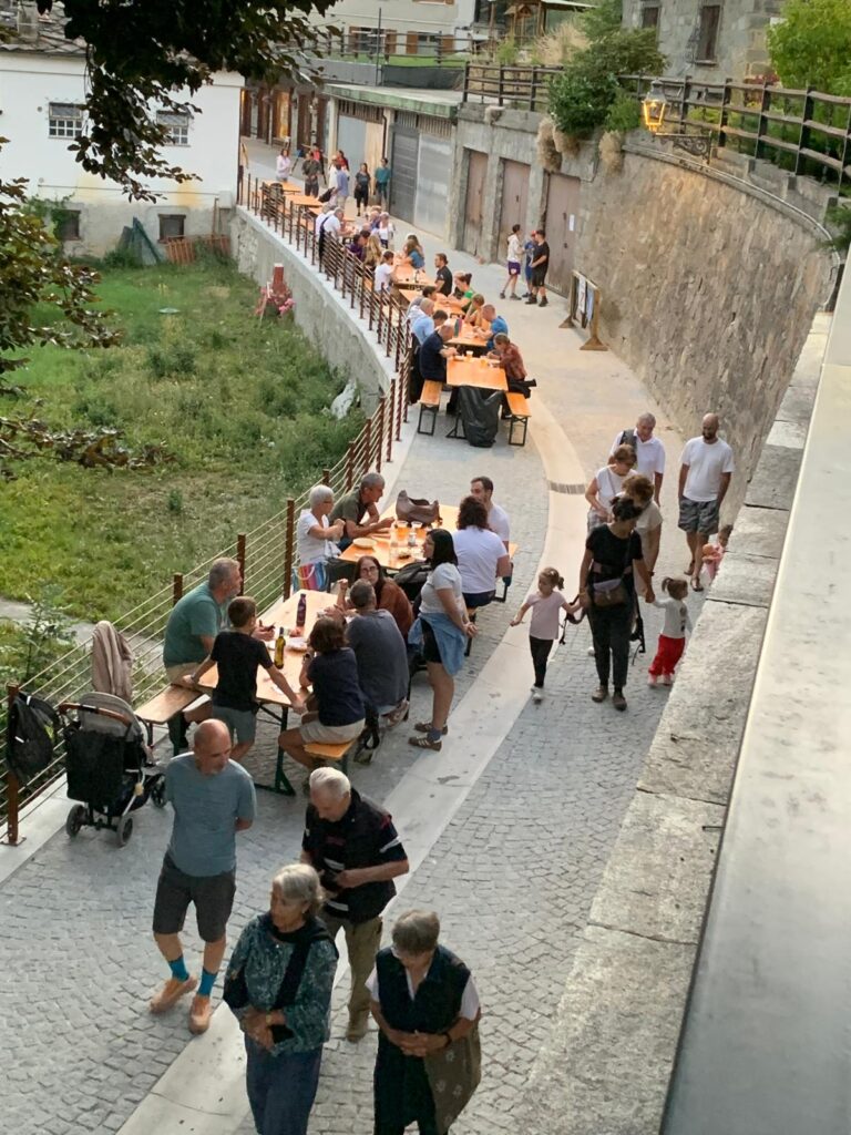 Cena Ayas