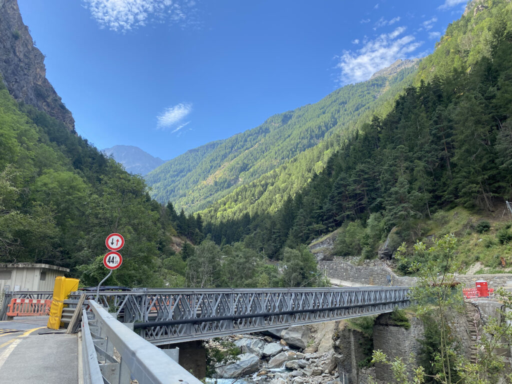 strada per cogne