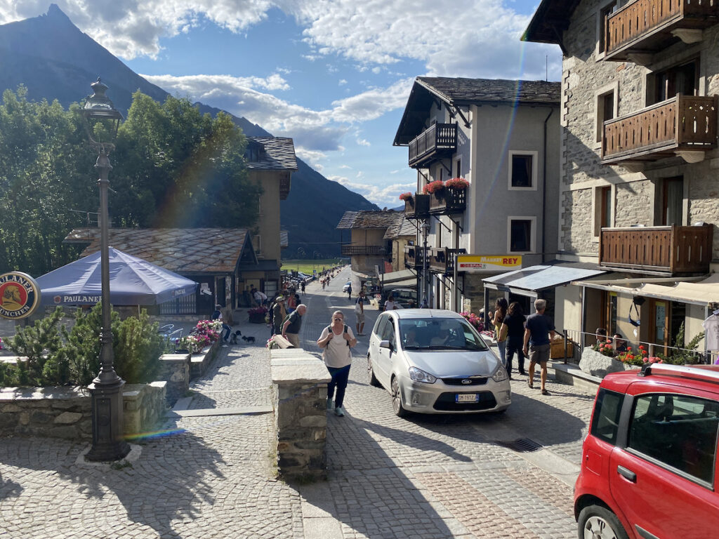 Cogne paese