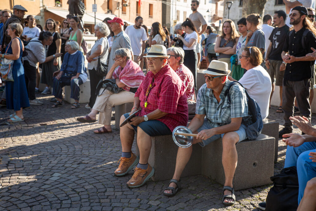 Flashmob per Gaza in piazza Arco d