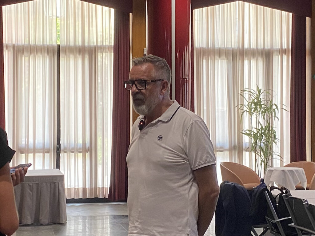 Referundum confermativo