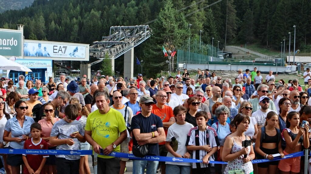 La Thuile piazzetta Menel Federica Brignone