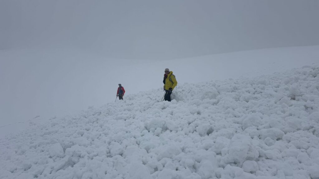 Tentativo recupero alpinisti gemello breithorn