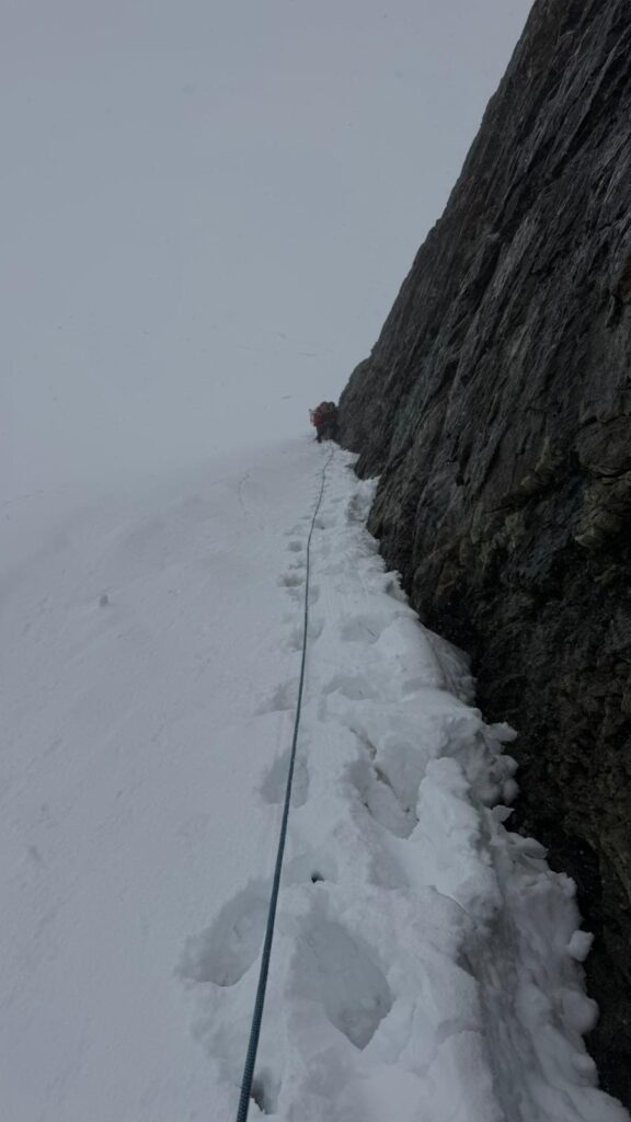 Tentativo recupero alpinisti gemello breithorn