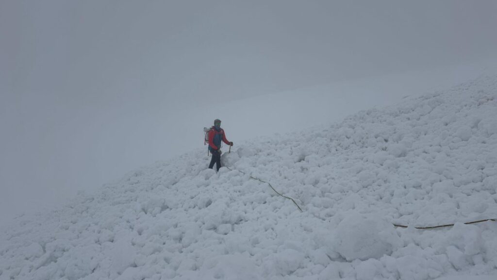 Tentativo recupero alpinisti gemello breithorn