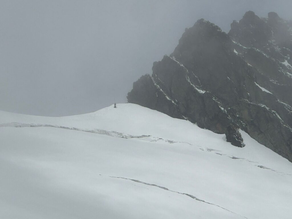 Tentativo recupero alpinisti gemello breithorn