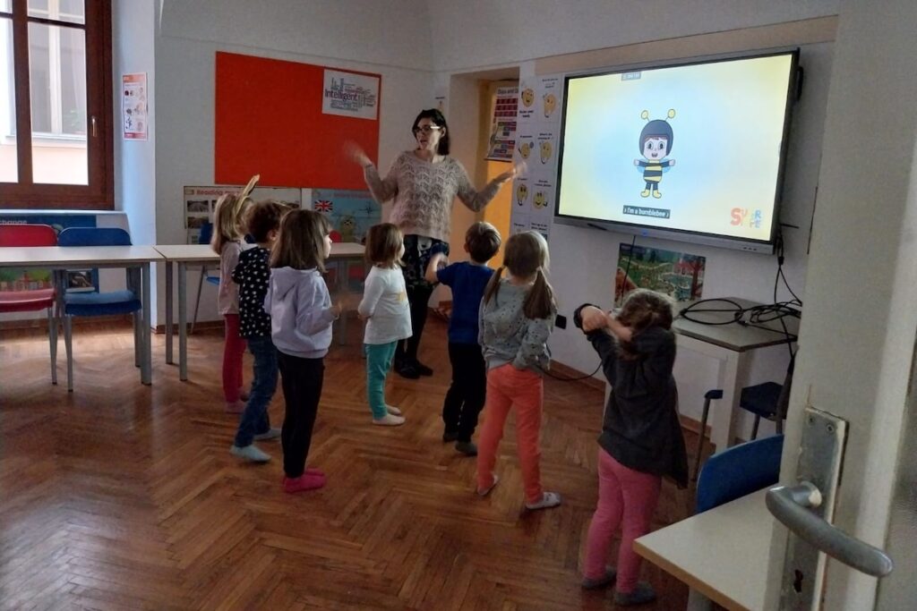 Butterfly English School