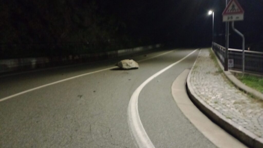 Caduta massi Verrès - foto vigili del fuoco volontari verrès