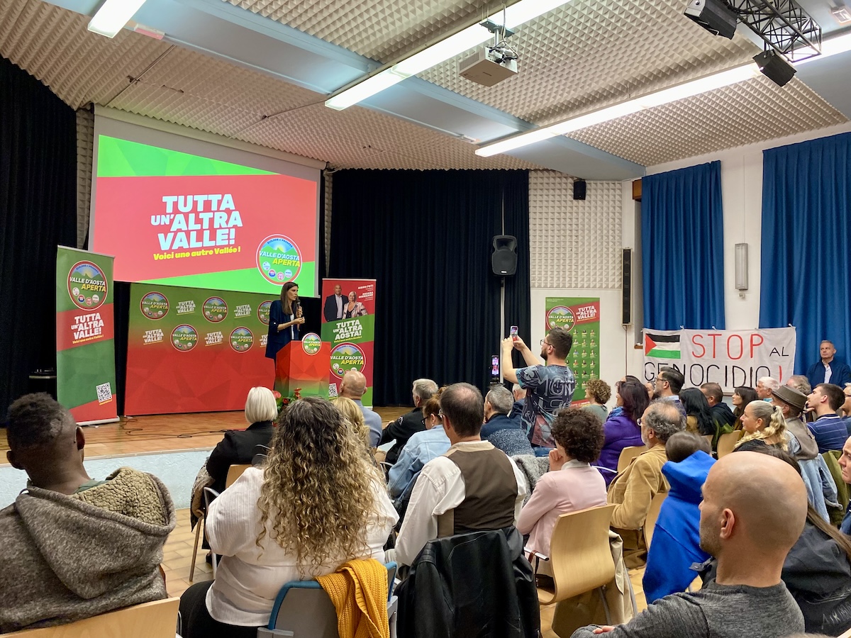 Appendino VdA Aperta comizio chiusura