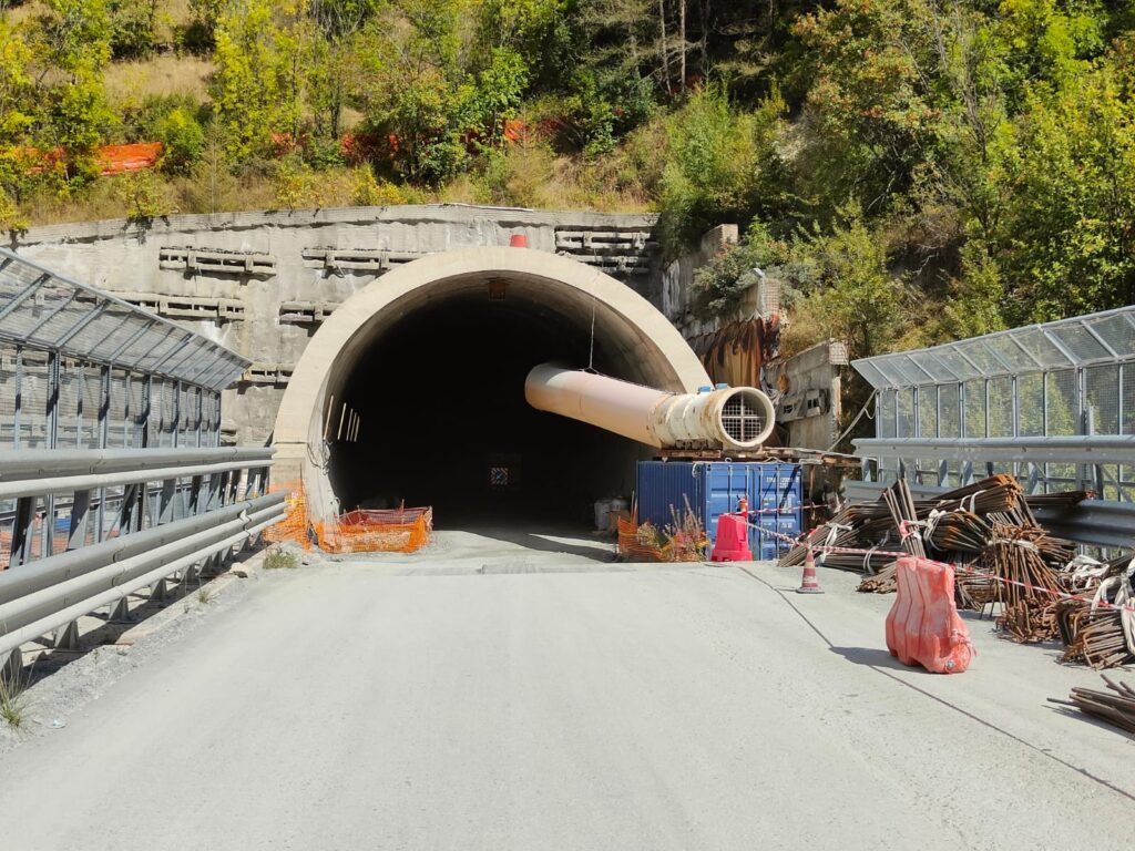 Il cantiere della variante di Etroubles