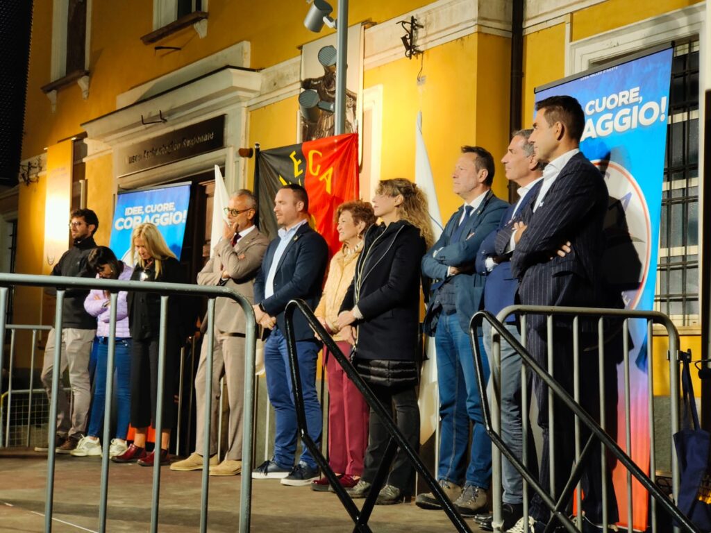 Vannacci con i candidati alle regionali e comunali