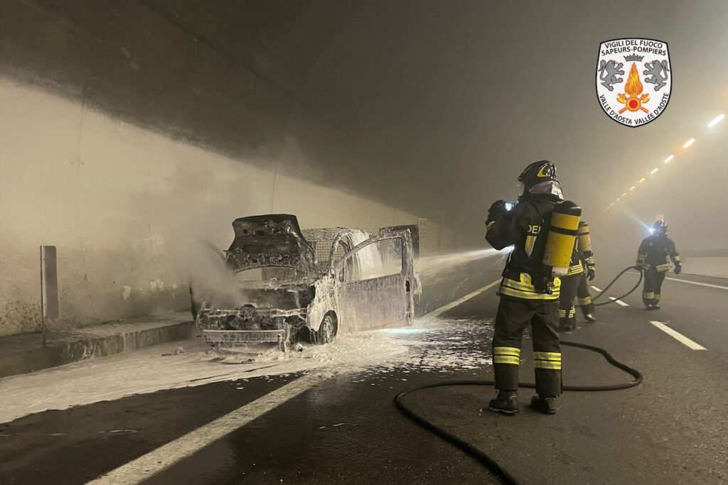 I vigili del fuoco alle prese con l