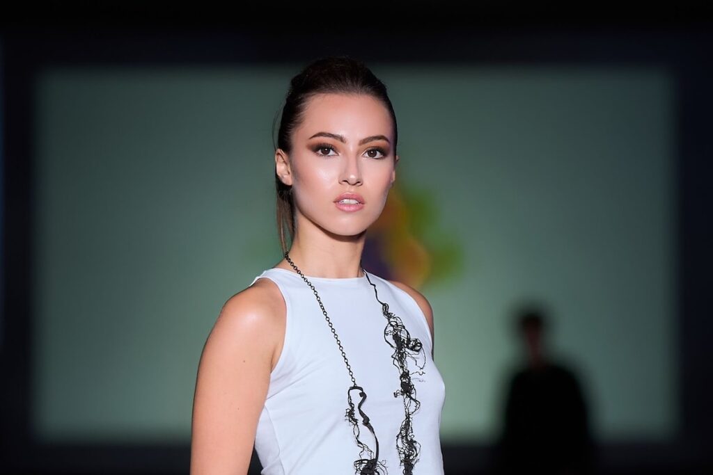Amel Sedrati alla Milano Fashion Week 2025
