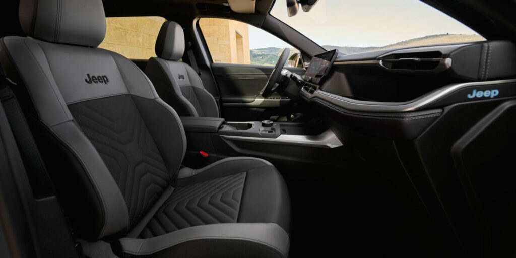 JEEP COMPASS JU MHEV MY x FULL VINYL SEATS