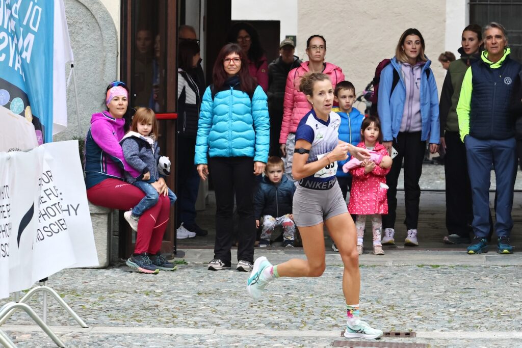 Valeria Poli