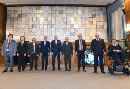 Ricorso sul limite dei mandati in Giunta: scontro sulla costituzione della Regione. AVS: la Giunta non è rimasta neutrale