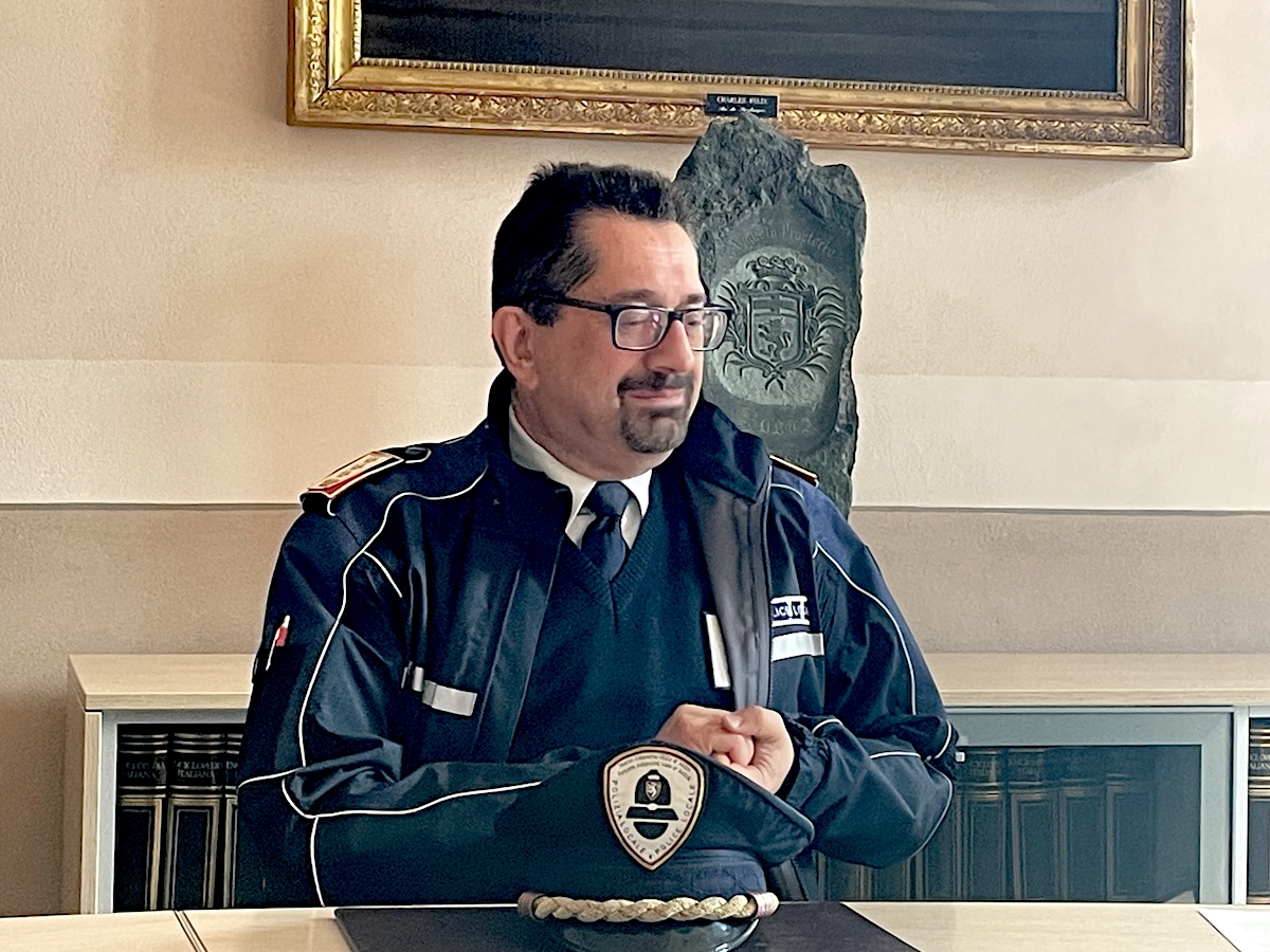 Il comandante della Polizia locale Fabio Fiore