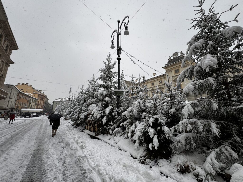 Prima neve ad Aosta novembre