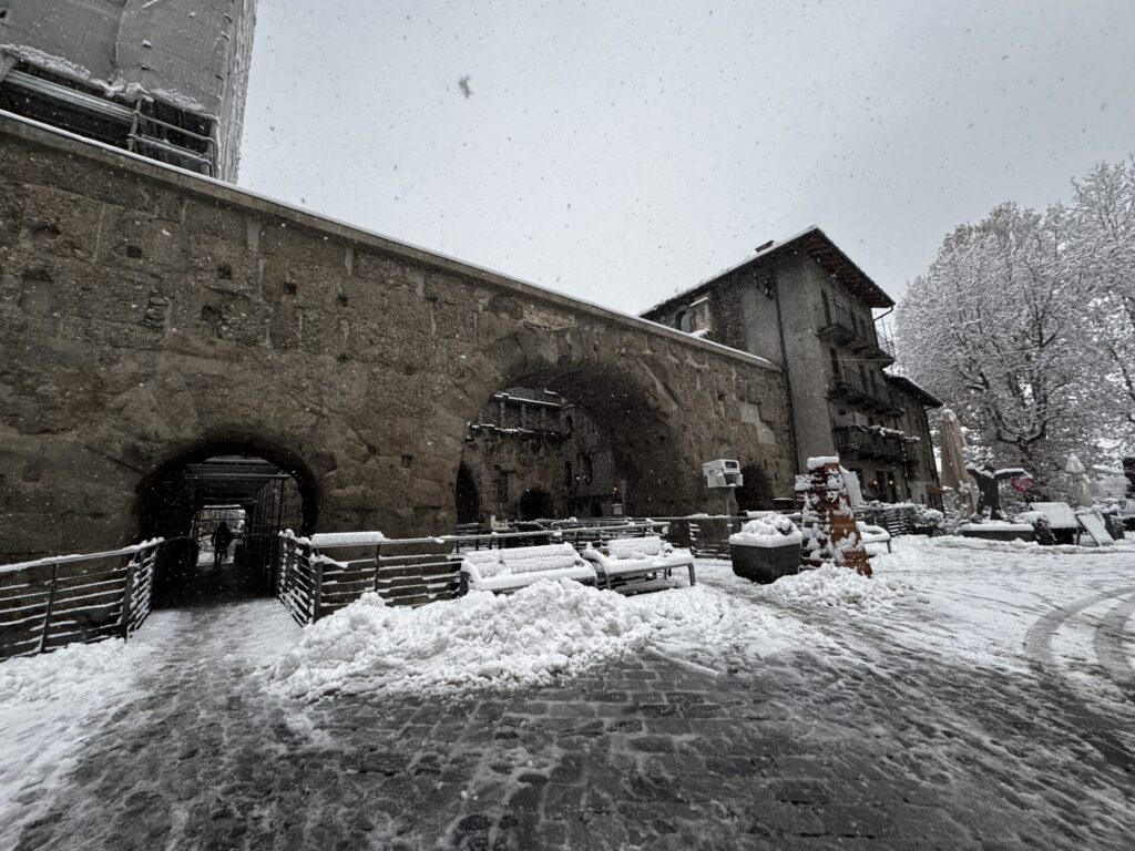Prima neve ad Aosta novembre
