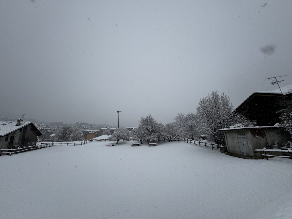 Prima neve ad Aosta novembre