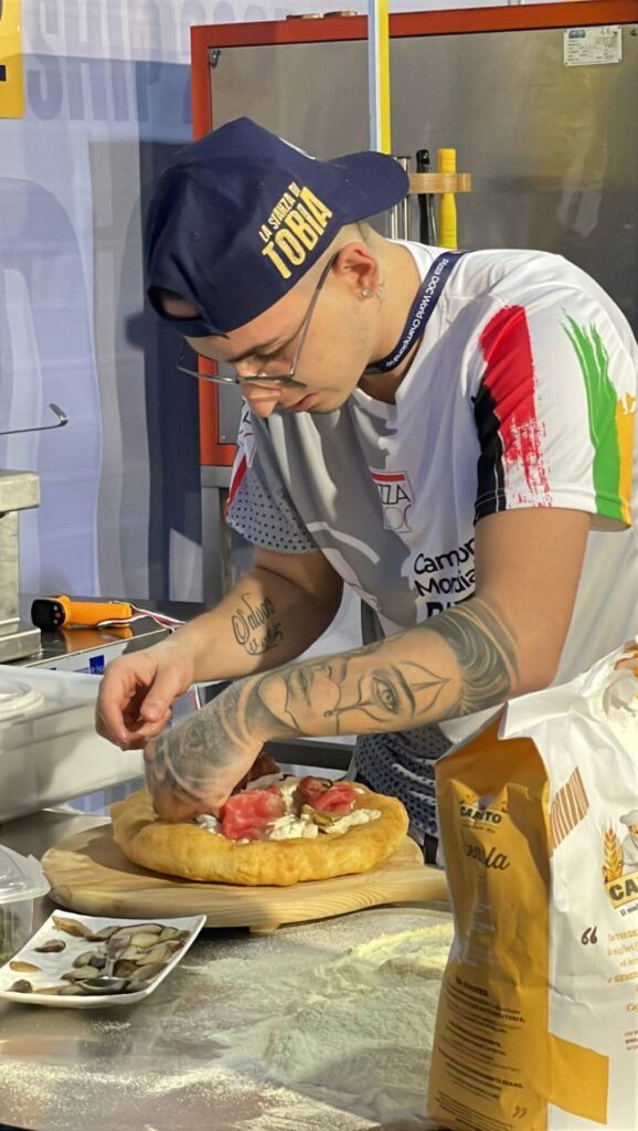 I pizzaioli di Meffry, Francesco e Carlo Cardone, premiati al Campionato mondiale della Pizza DOC