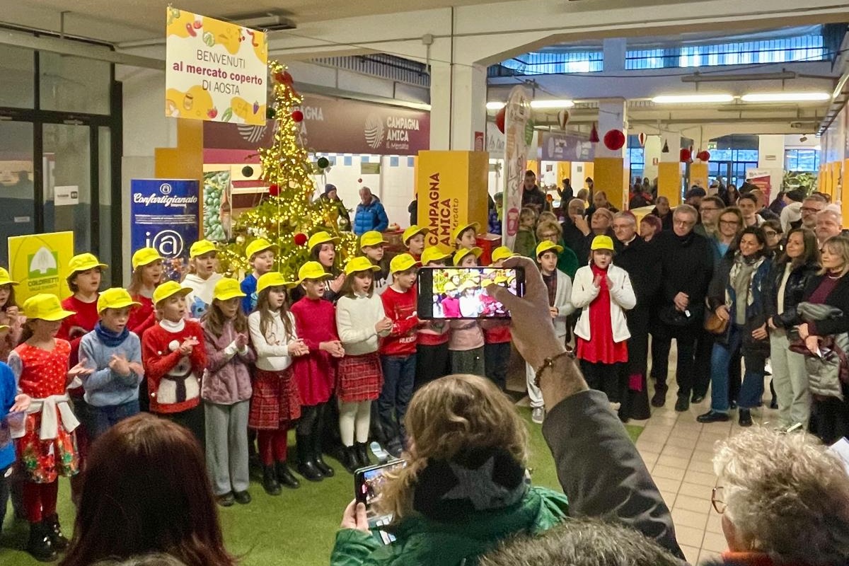 Il coro dei bambini dell’Istituto San Giuseppe