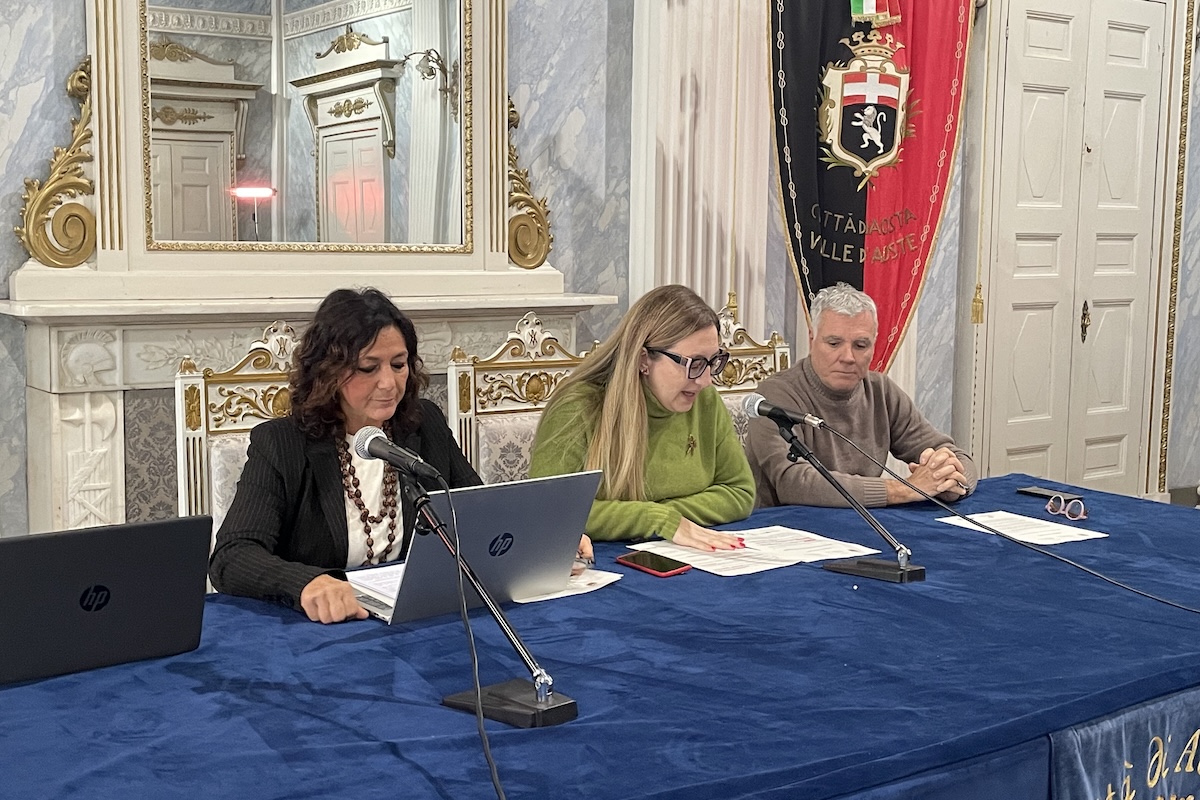 La presentazione degli eventi di Natale ad Aosta. Da sx: Salerno, Lazzarotto e Bonomi