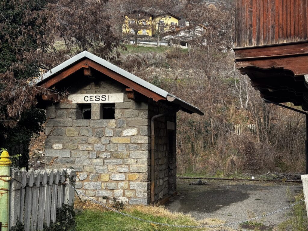 Stazione ferroviaria villeneuve