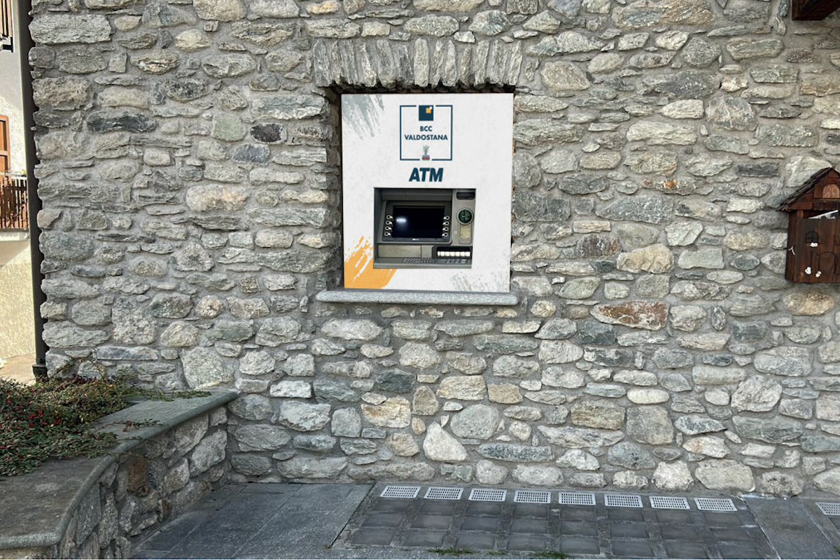 Lo sportello Atm di Valpelline