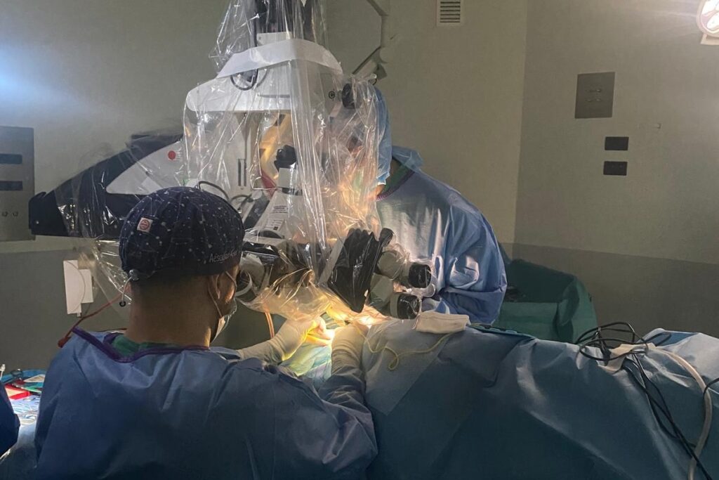 L'intervento eseguito dall'équipe di Neurochirurgia del Parini
