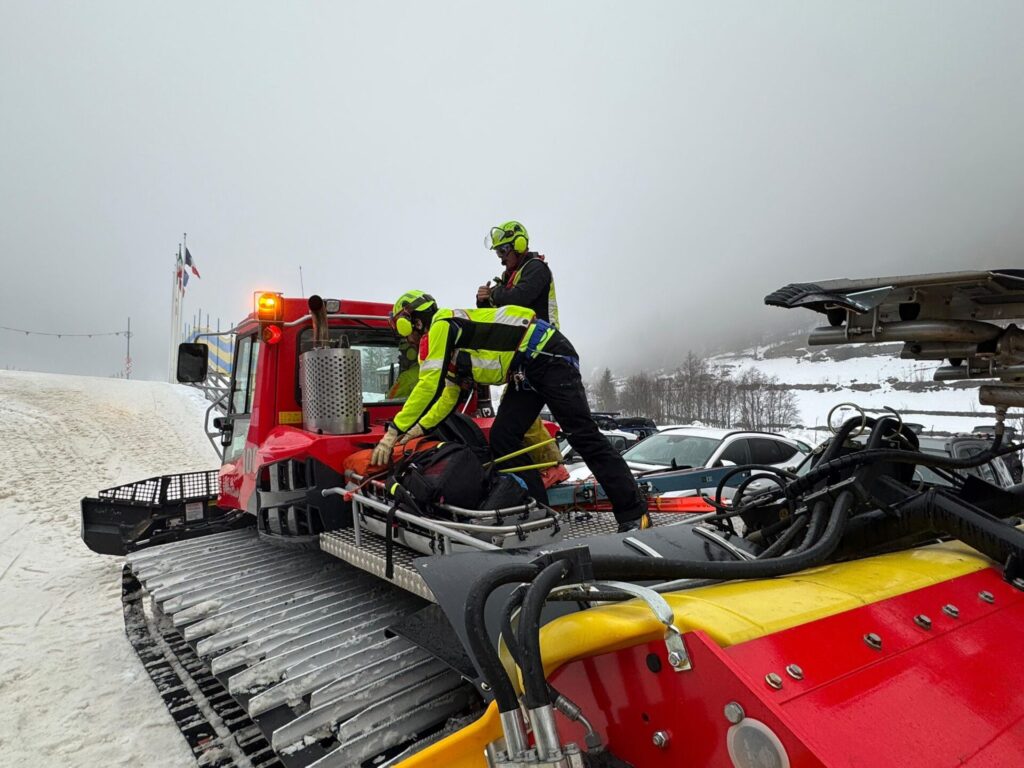 Soccorso Alpino Gatto delle nevi