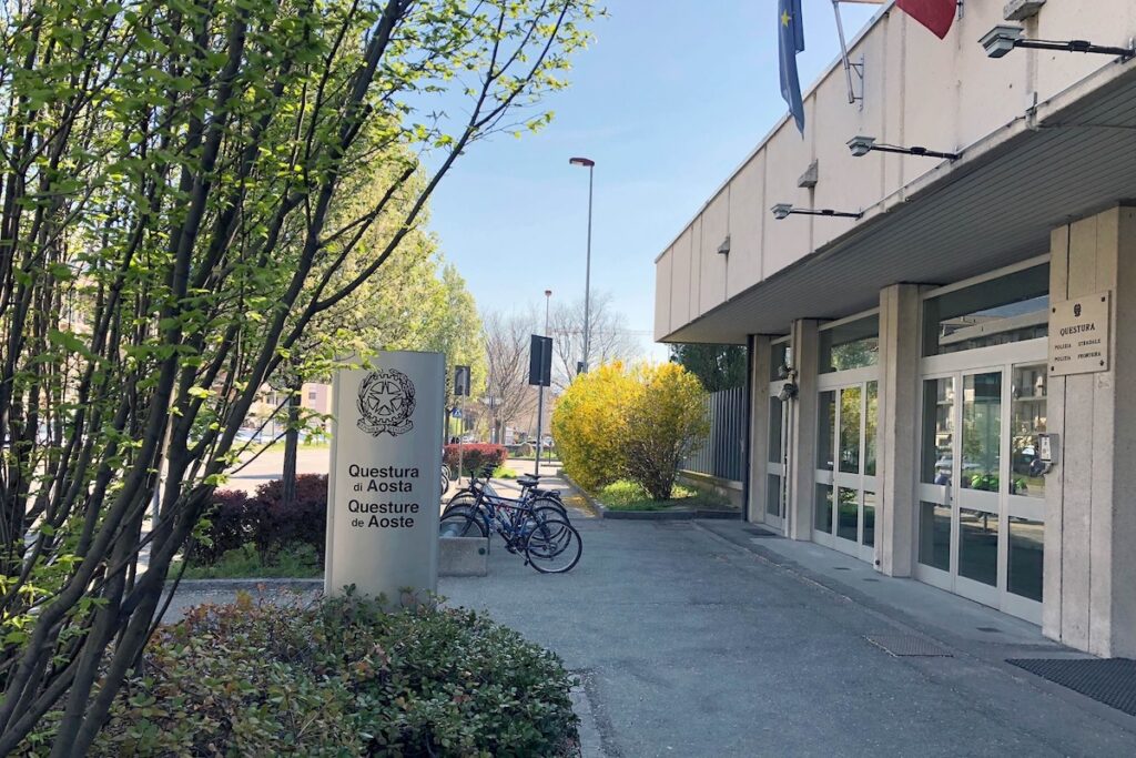 La Questura di Aosta - Foto Facebook