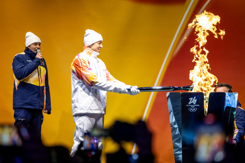 Accensione bracere olimpico Aosta