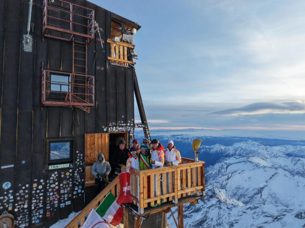 Il viaggio della Fiamma Olimpica Capanna Margherita