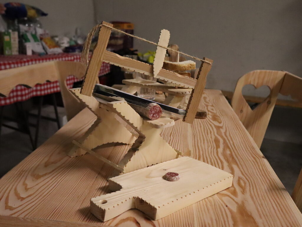 Patrizio Tindaro Mobile tipico Fiera di Donnas Foto Alice Dufour