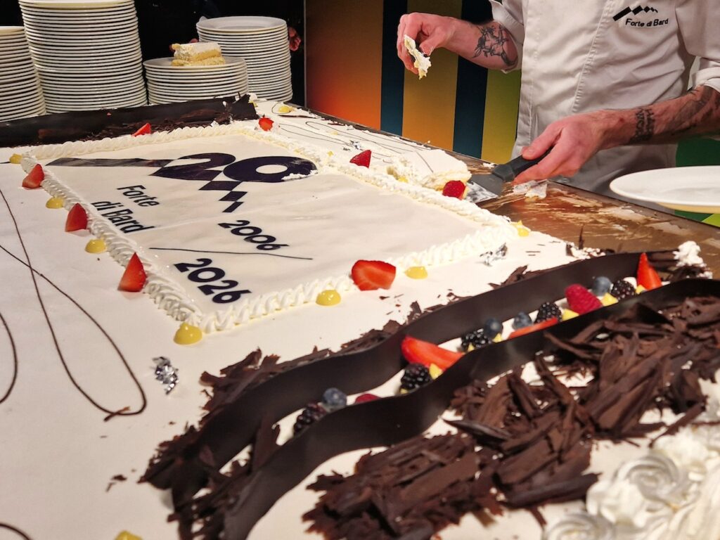 Torta in occasione del Ventennale Forte di Bard Foto Alice Dufour