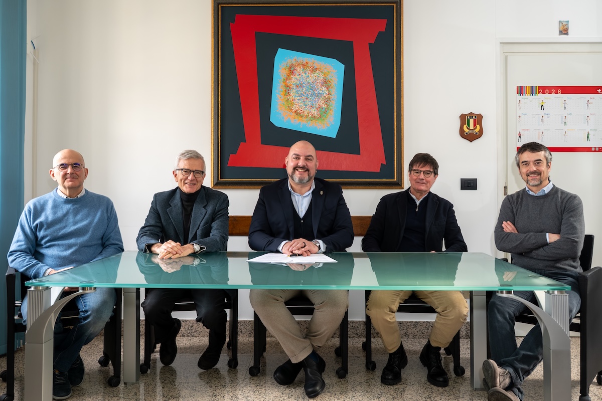 La sigla dell'accordo sul progetto Ultra - Foto William Novelli