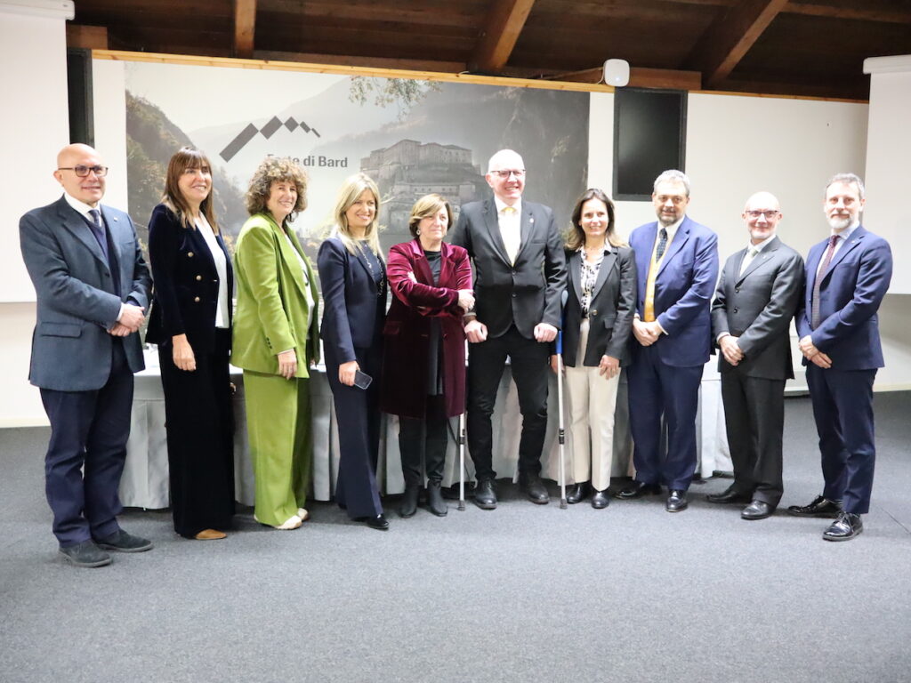 Fondazione CRT con il Presidente della Regione Testolin - Presentazione Centro unico per la ricerca Foto Alice Dufour