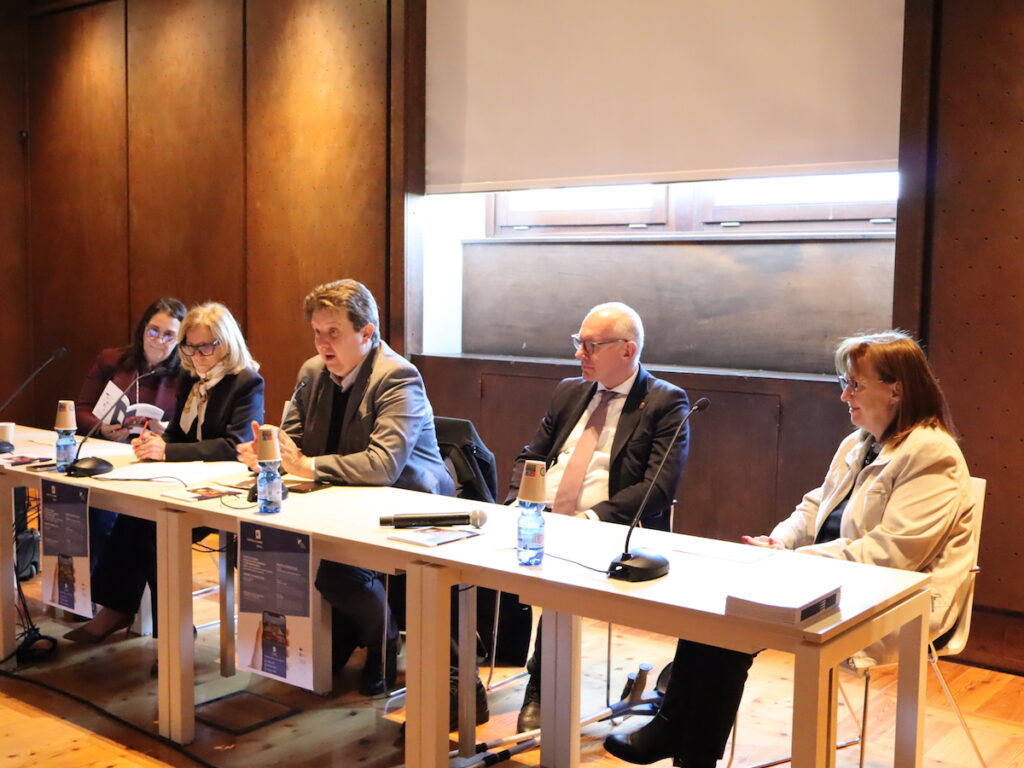 Cultura senza barriere al Baron Gamba di Châtillon Foto Alice Dufour