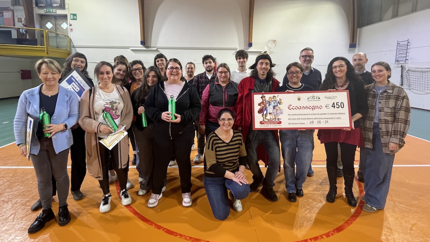 Il corpo docenti della scuola Ramires di Aosta