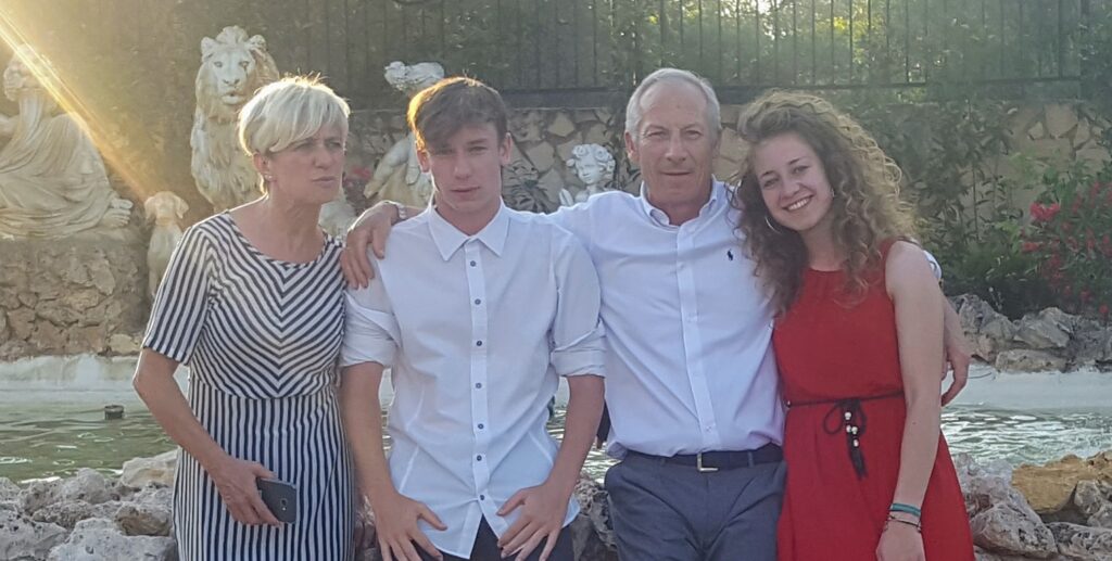 Mauro Cantatore con la famiglia