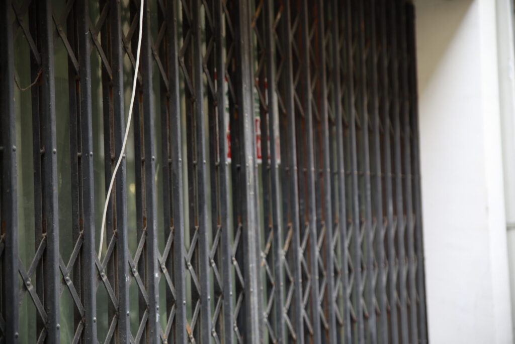 Negozi sfitti dossier commercio