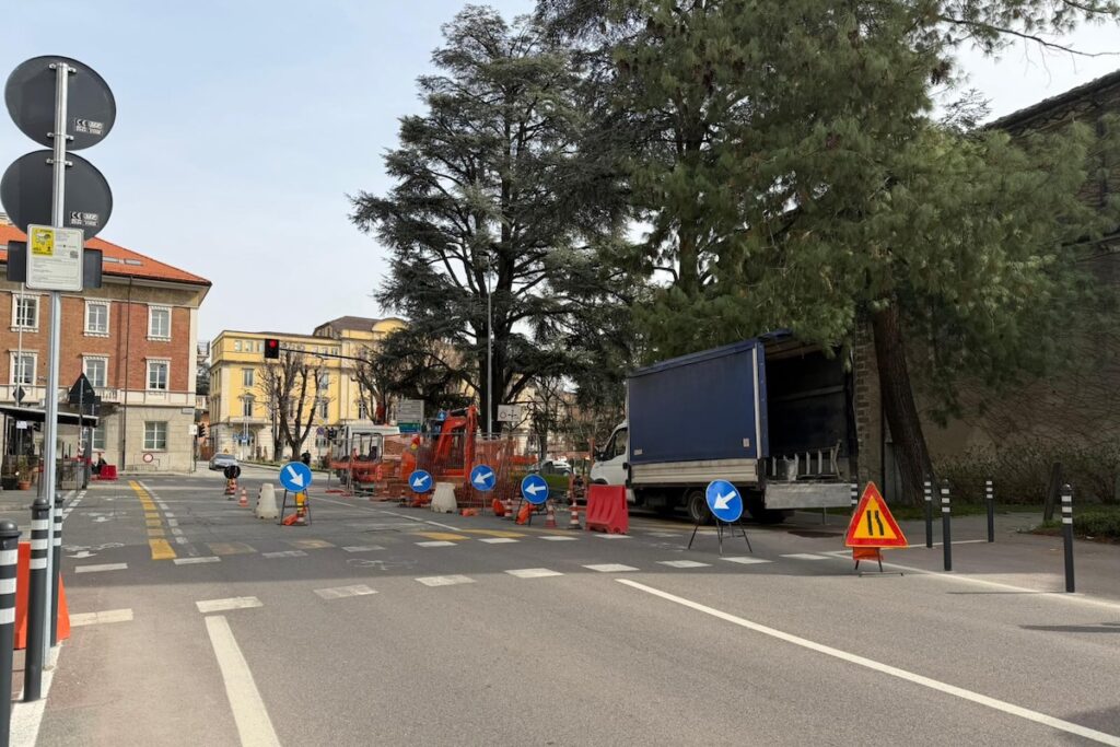 lavori teleriscaldamento via Festaz - lavori pubblici