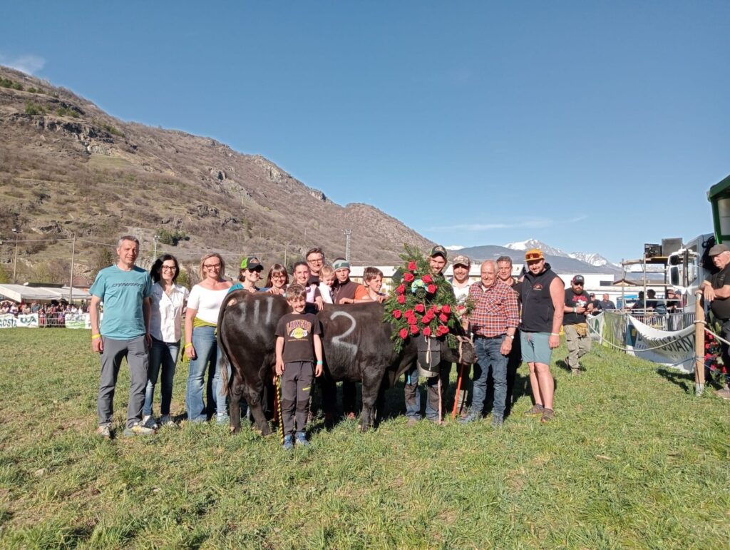 In terza categoria ha vinto Champagne di Luigi Mus, alla prima qualificazione della carriera