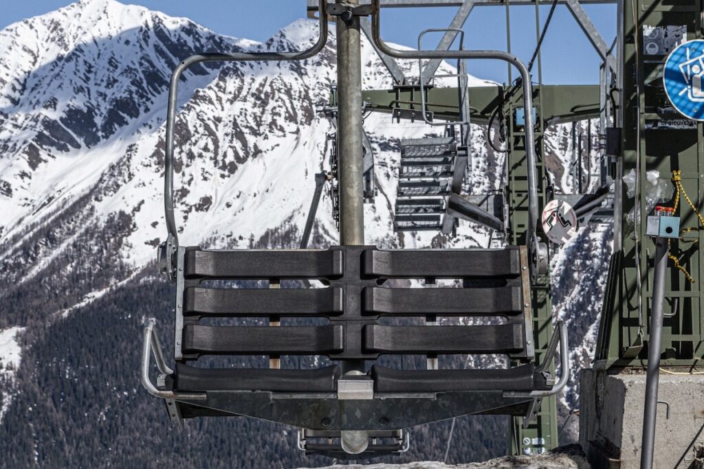 Una seggiola della seggiovia di Maison Vieille, a Courmayeur