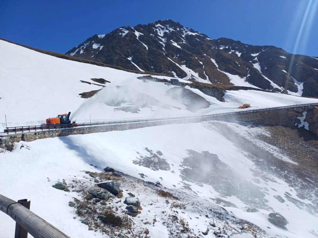 Anas sgombero neve SS colle Gran San Bernardo I copia