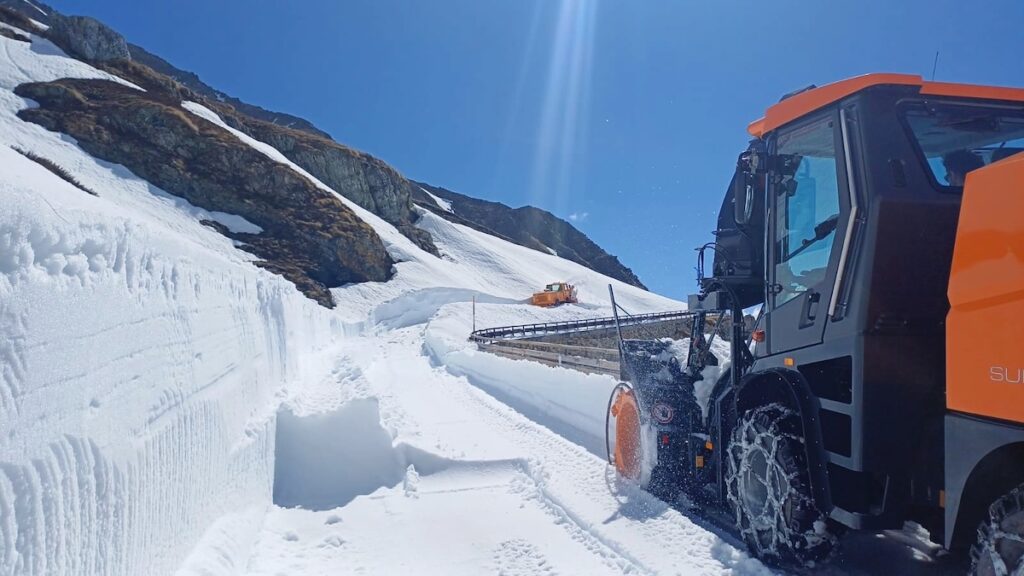 Anas sgombero neve SS colle Gran San Bernardo II copia