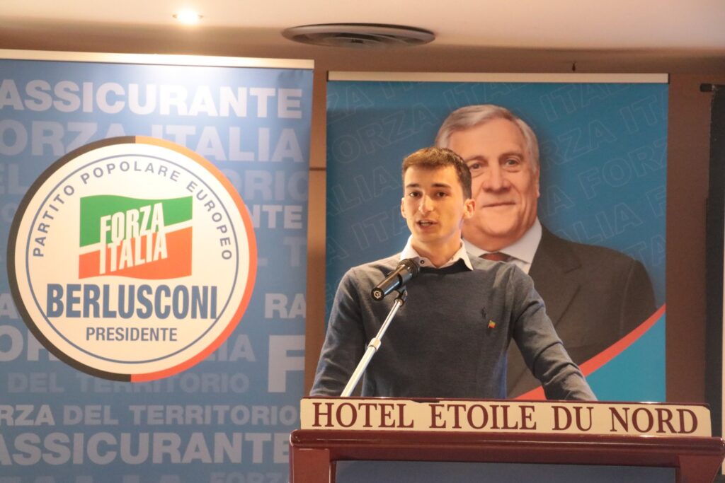 Congresso regionale Forza Italia Valle d Aosta Davide Savoini rid