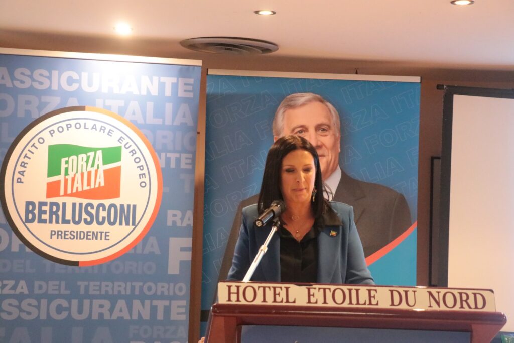 Congresso regionale Forza Italia Valle d Aosta Emily Rini () rid